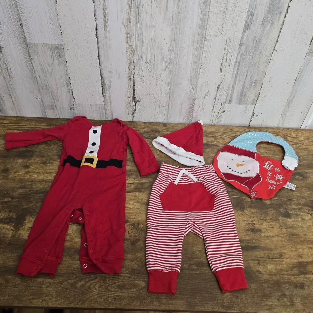 Babys Size 6-9M Santa Christmas Outfit Lot Of 4, Outfit, Pants, Hat And Bib